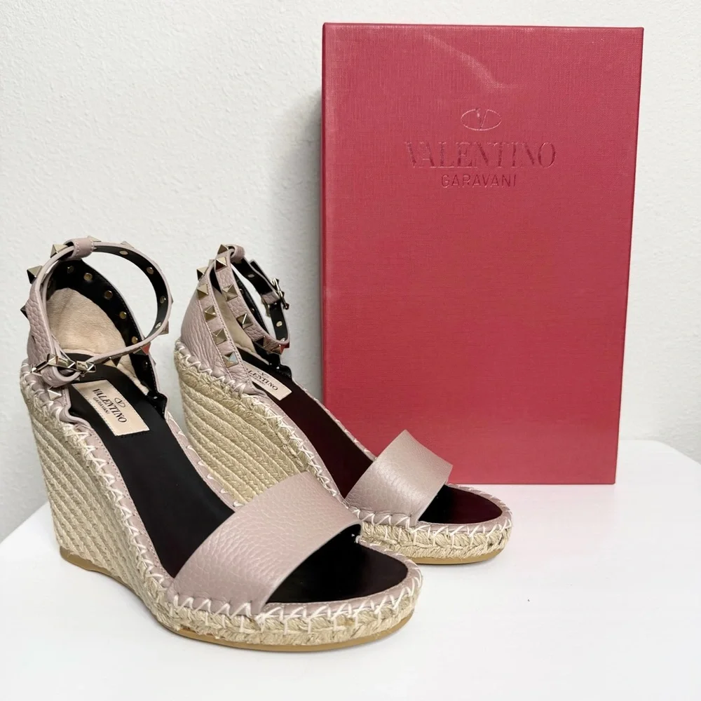 NEW Valentino Garavani Rockstud Espadrille Wedge Sandals Size 37 - Picture 2 of 9